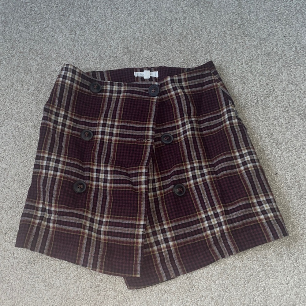 Pleated plaid skirt
